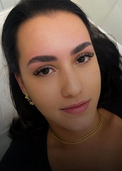 brow-lamination-clinica-estetica-sombrancelha
